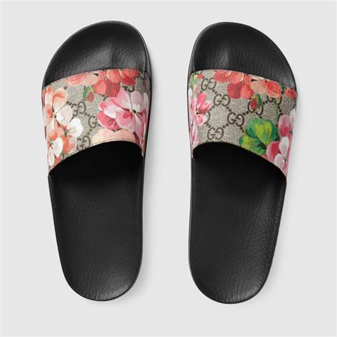 Gucci Slides Bloom Supreme 